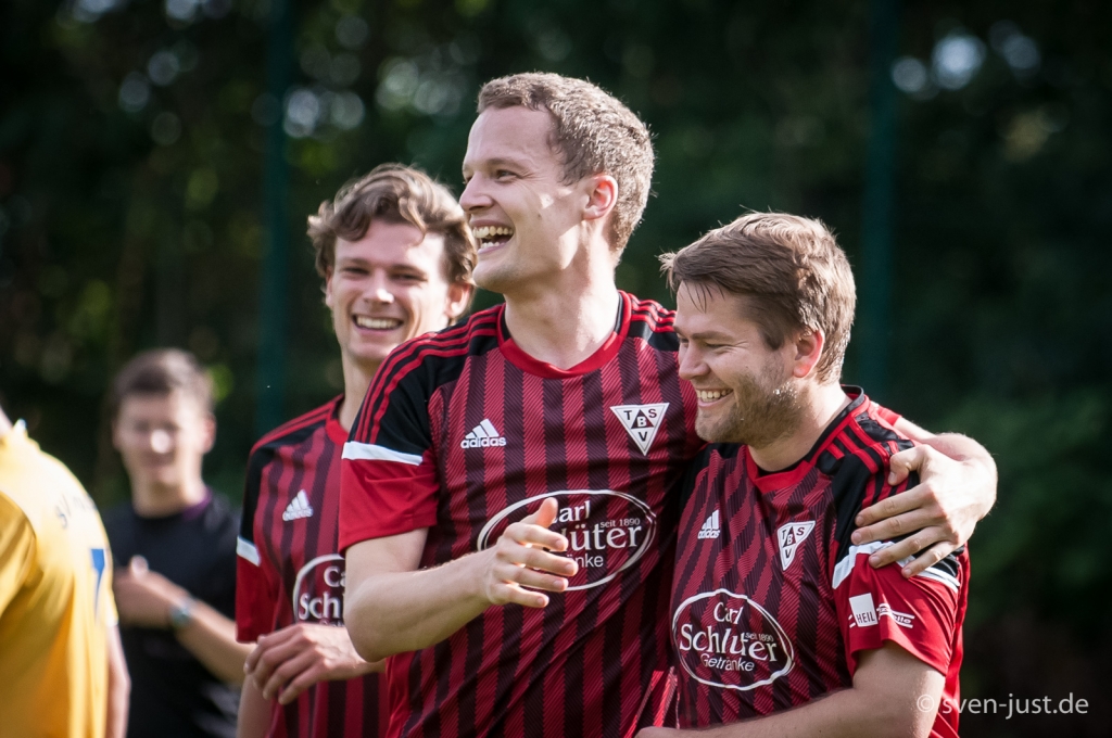 rrJubel nach dem 4:0