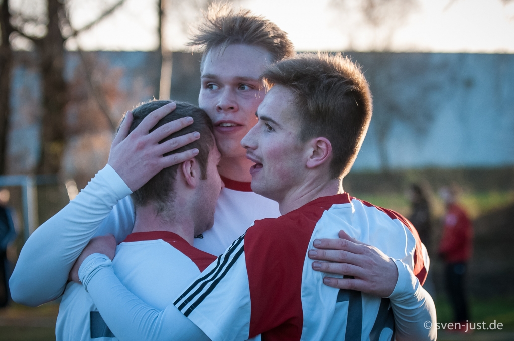 rrR. Giesel, D. Walther und T. Lindemann nach 0:2