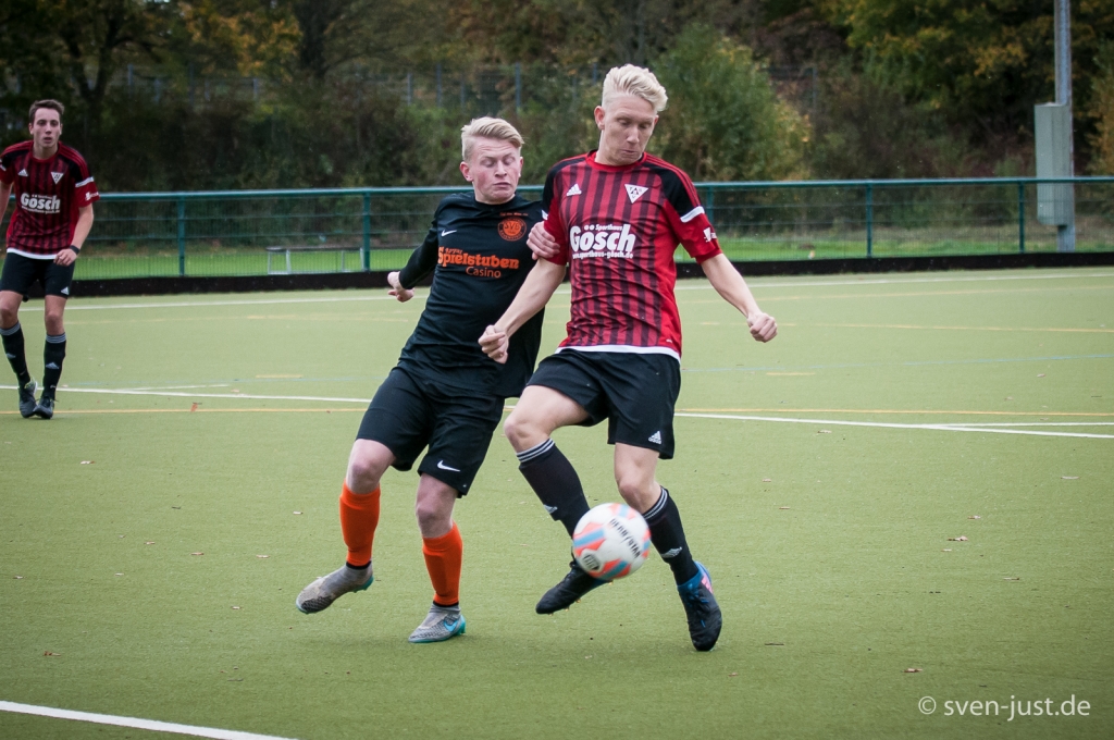 rrLaurens Klaholz beim 1:0