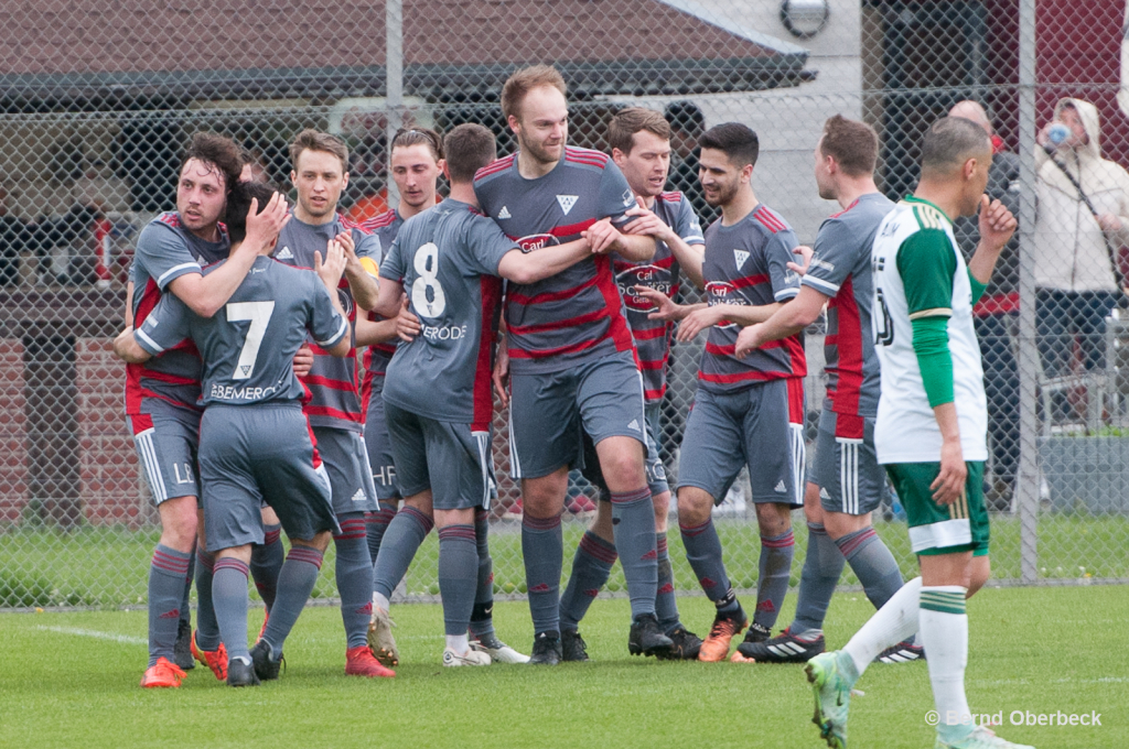 rrDa sah die Welt noch gut aus, 1:0 fr Bemerode...