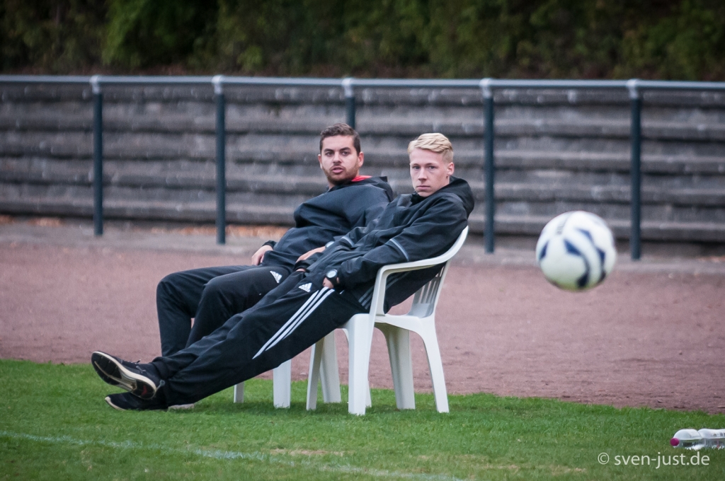 rrEntt�uschte Gesichter bei den Trainern...