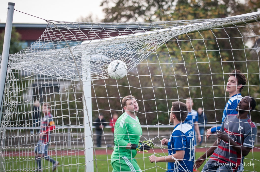 rrDas zweite Spiel ohne eigene Tore...