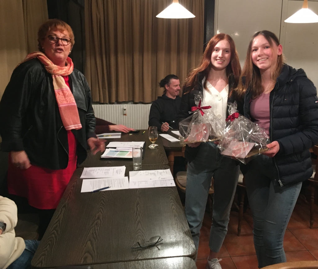 rrRegionsmeister Amelie und Sophie Faulenbach